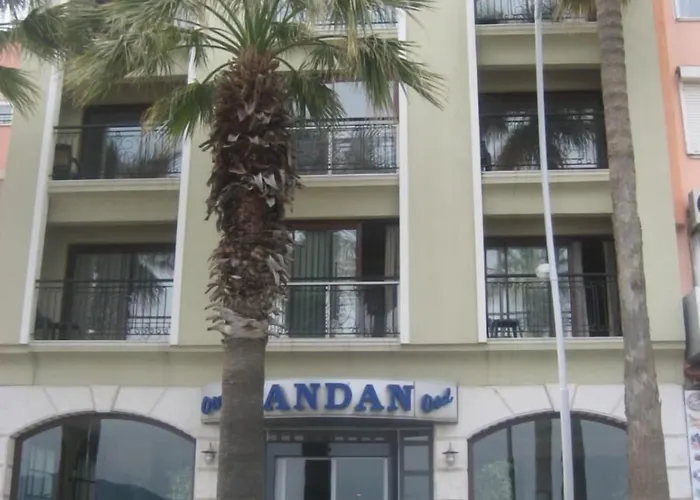 Szálloda Candan