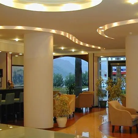 Candan Marmaris